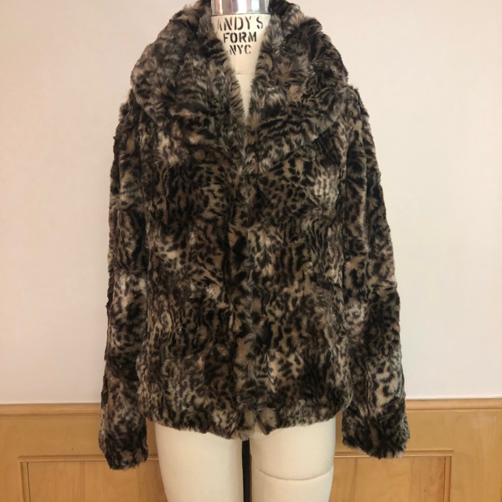 Aqua leopard faux fur short jacket